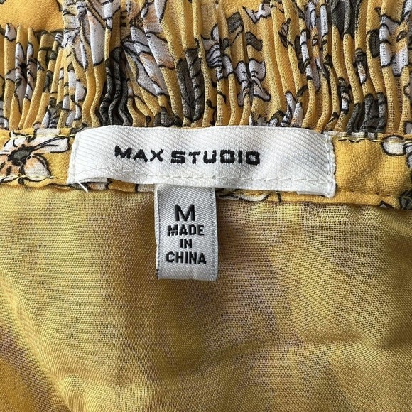Max Studio Yellow & White Floral Georgette Accordion Pleated Sleeveless Top - Picture 11 of 14